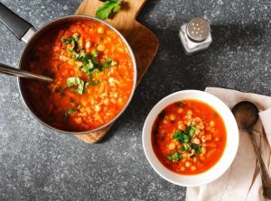 spicy chickpea tomato and quinoa soup